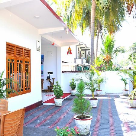 Hilton Cottage Trincomalee Exterior foto