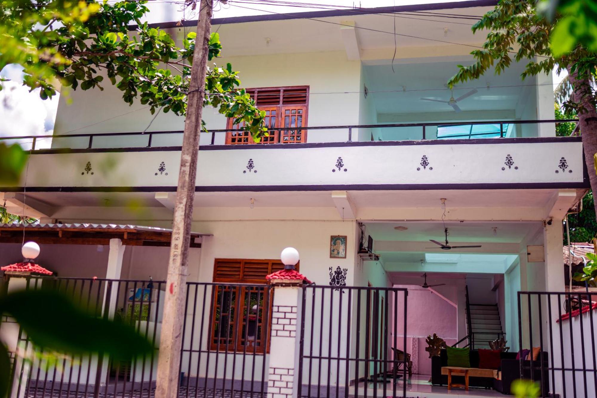 Hilton Cottage Trincomalee Exterior foto