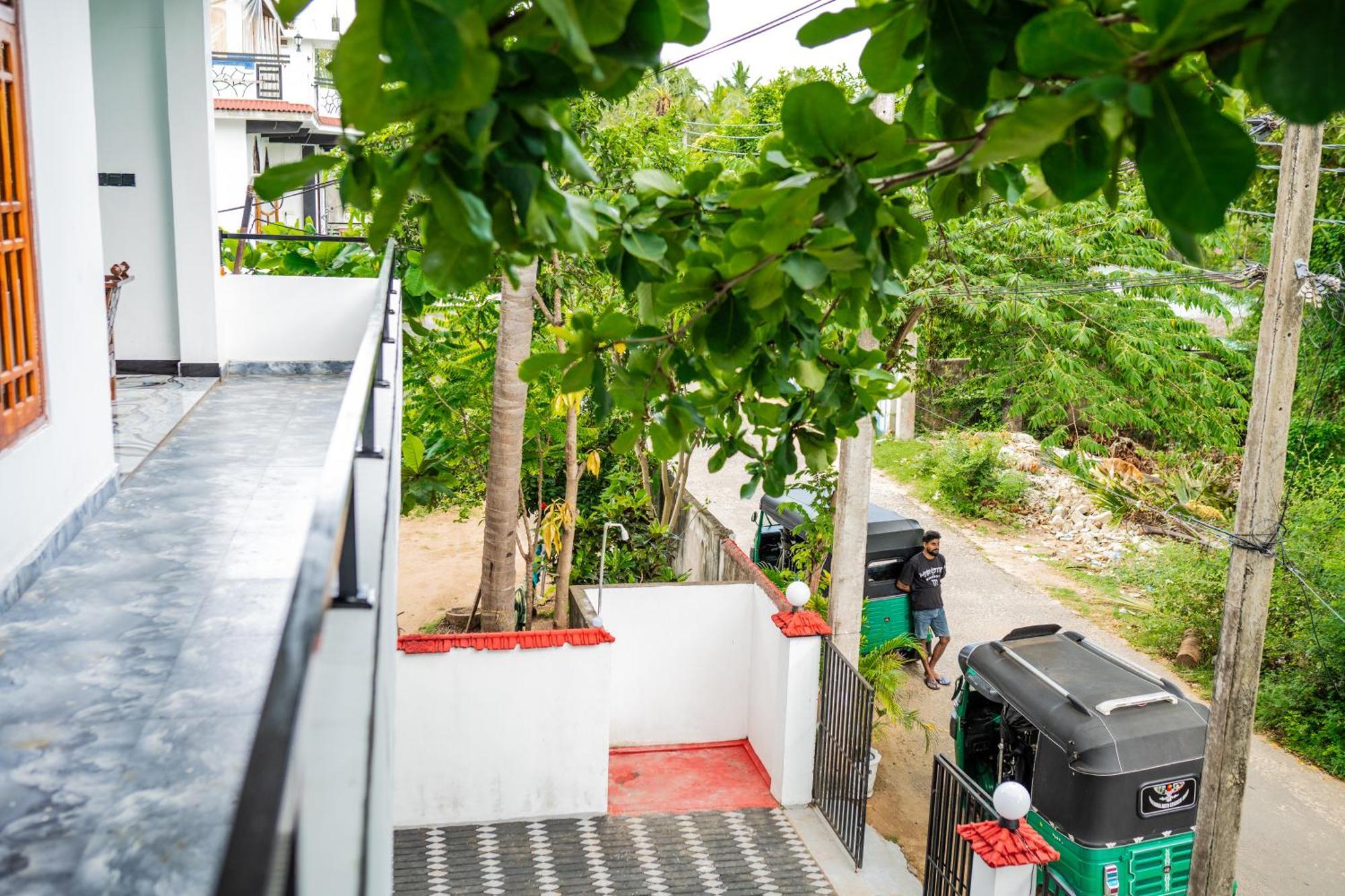 Hilton Cottage Trincomalee Exterior foto